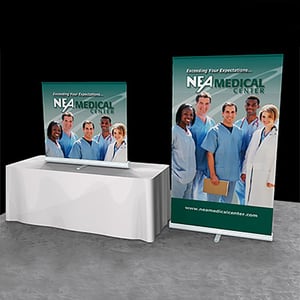 3000R banner stand display