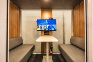 meeting pods monitor